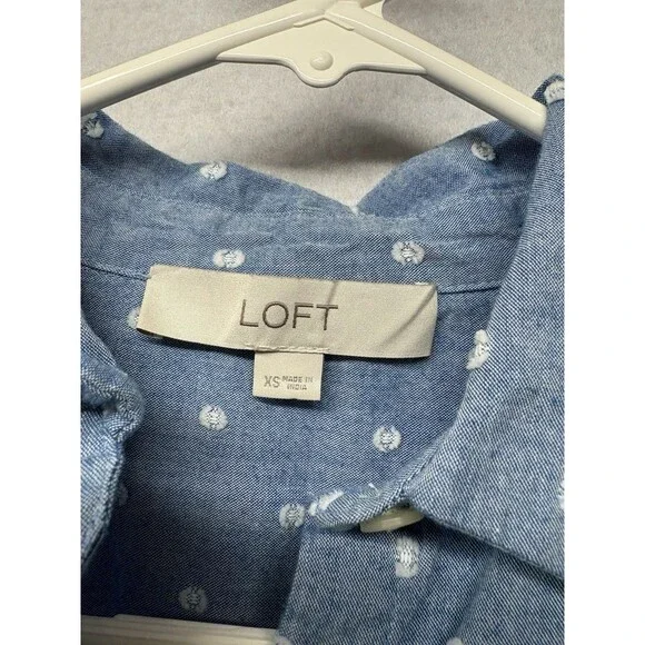 Loft Women's Chambray Dolman Blouse Cap Sleeves Blue Size XS Button Up Cotton - Picture 2 of 4